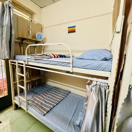 花ren Hostel Thành Pho Ho Chí Minh Esterno foto