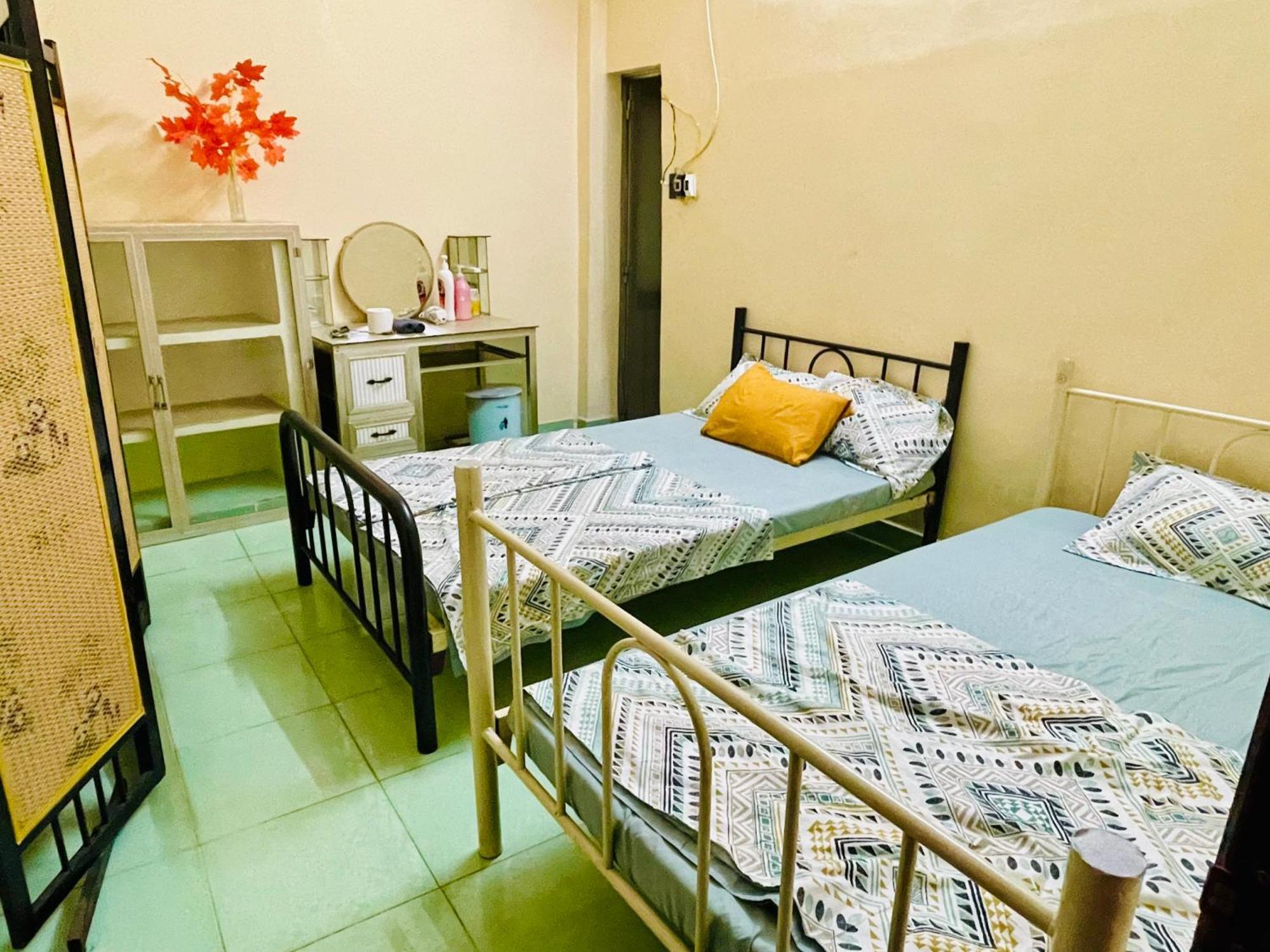 花ren Hostel Thành Pho Ho Chí Minh Esterno foto