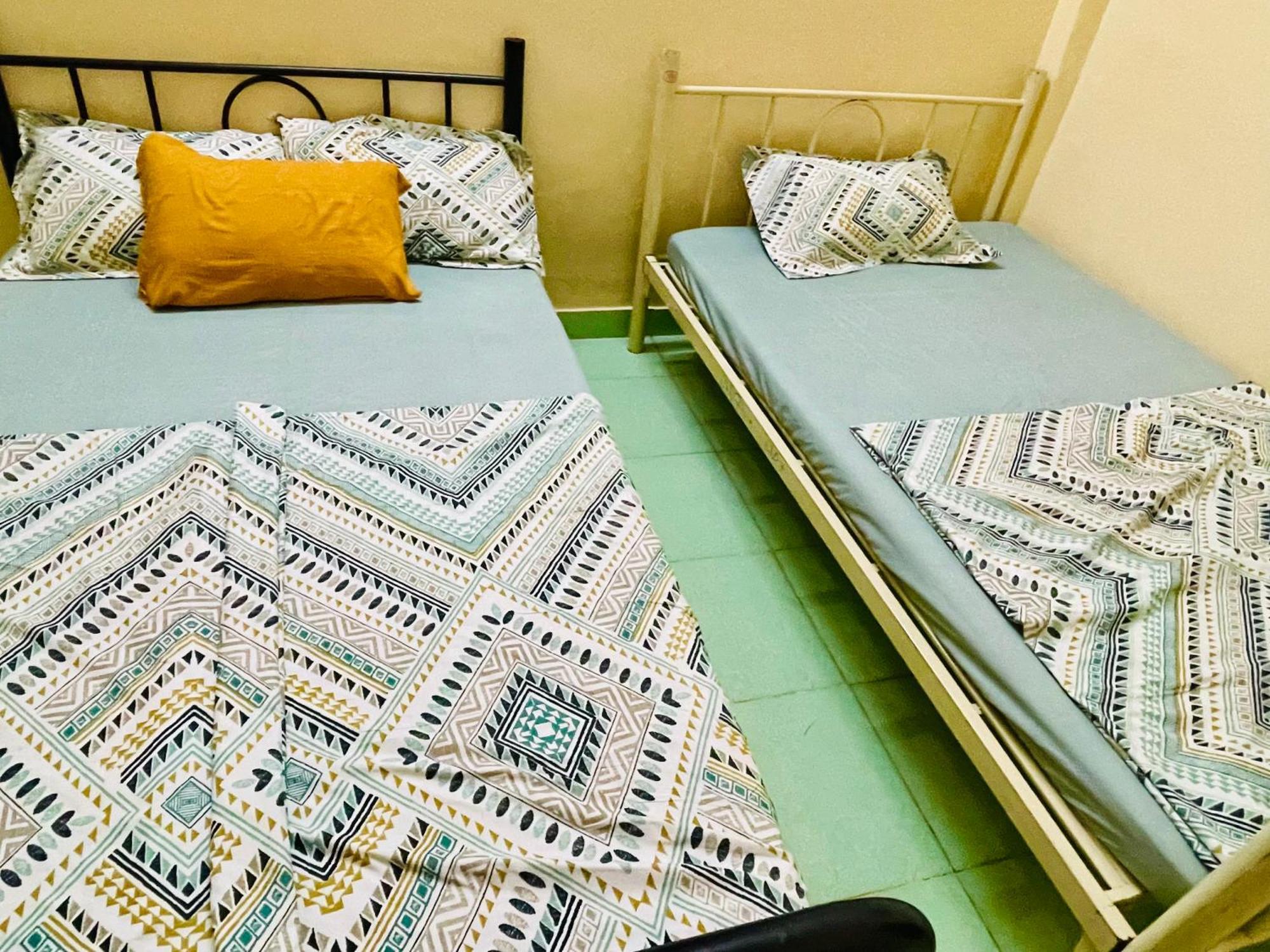 花ren Hostel Thành Pho Ho Chí Minh Esterno foto