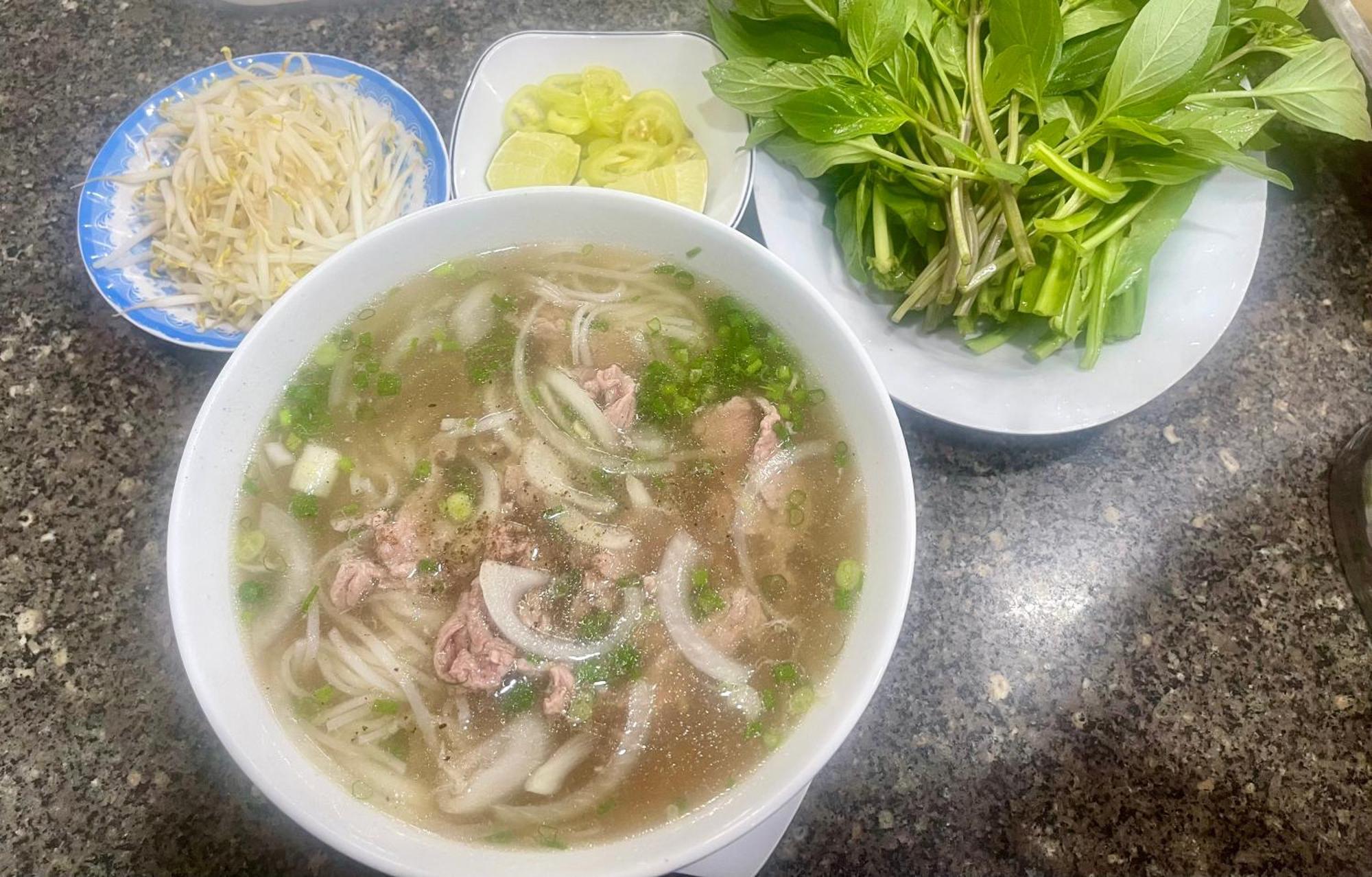 花ren Hostel Thành Pho Ho Chí Minh Esterno foto