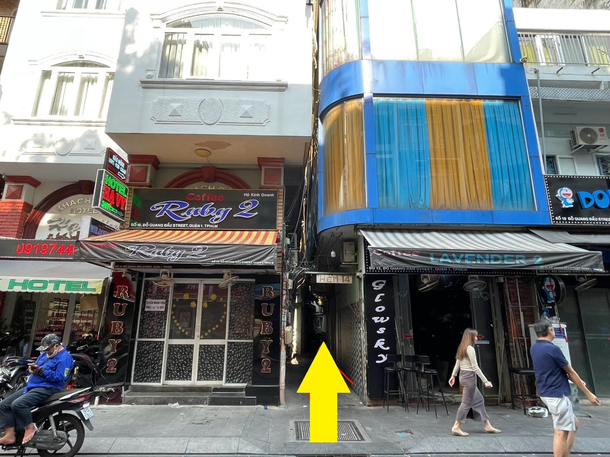 花ren Hostel Thành Pho Ho Chí Minh Esterno foto